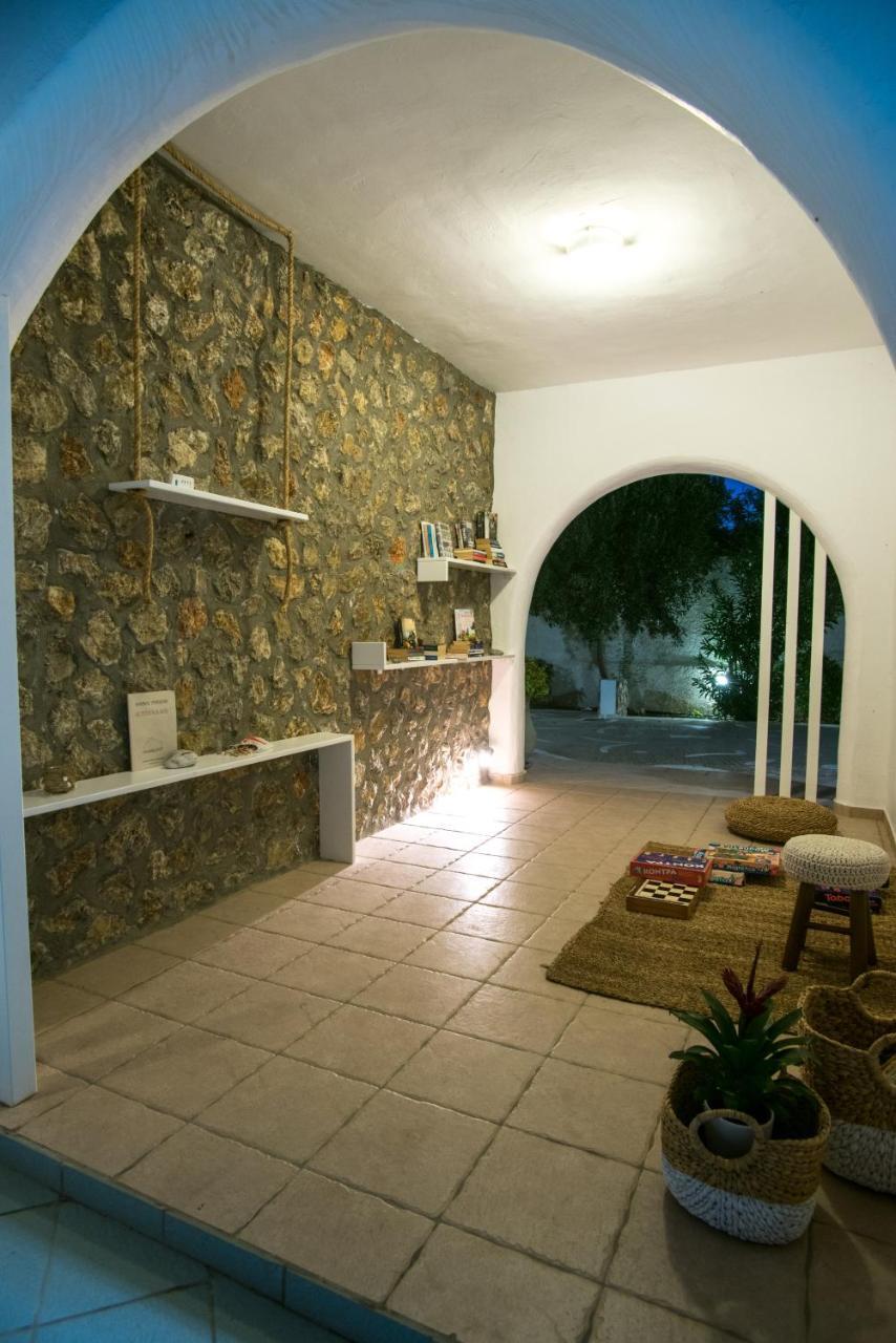 Mouras Resort Livadi  Екстер'єр фото