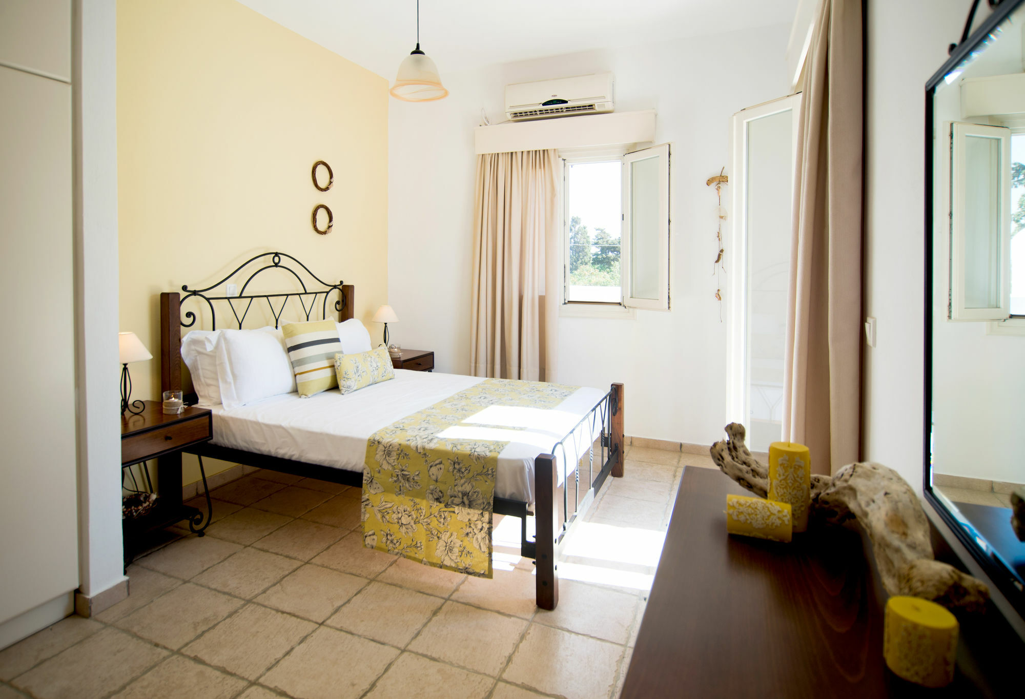 Mouras Resort Livadi  Екстер'єр фото